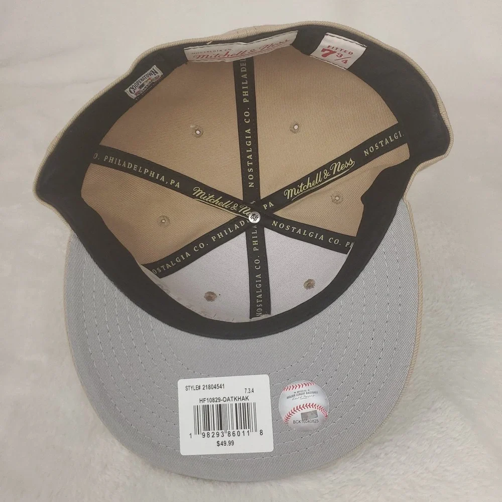 Oakland Athletics Mitchell‎ & Ness MLB Fitted 7 3/4 Flatbill Cap Hat Khaki NWT